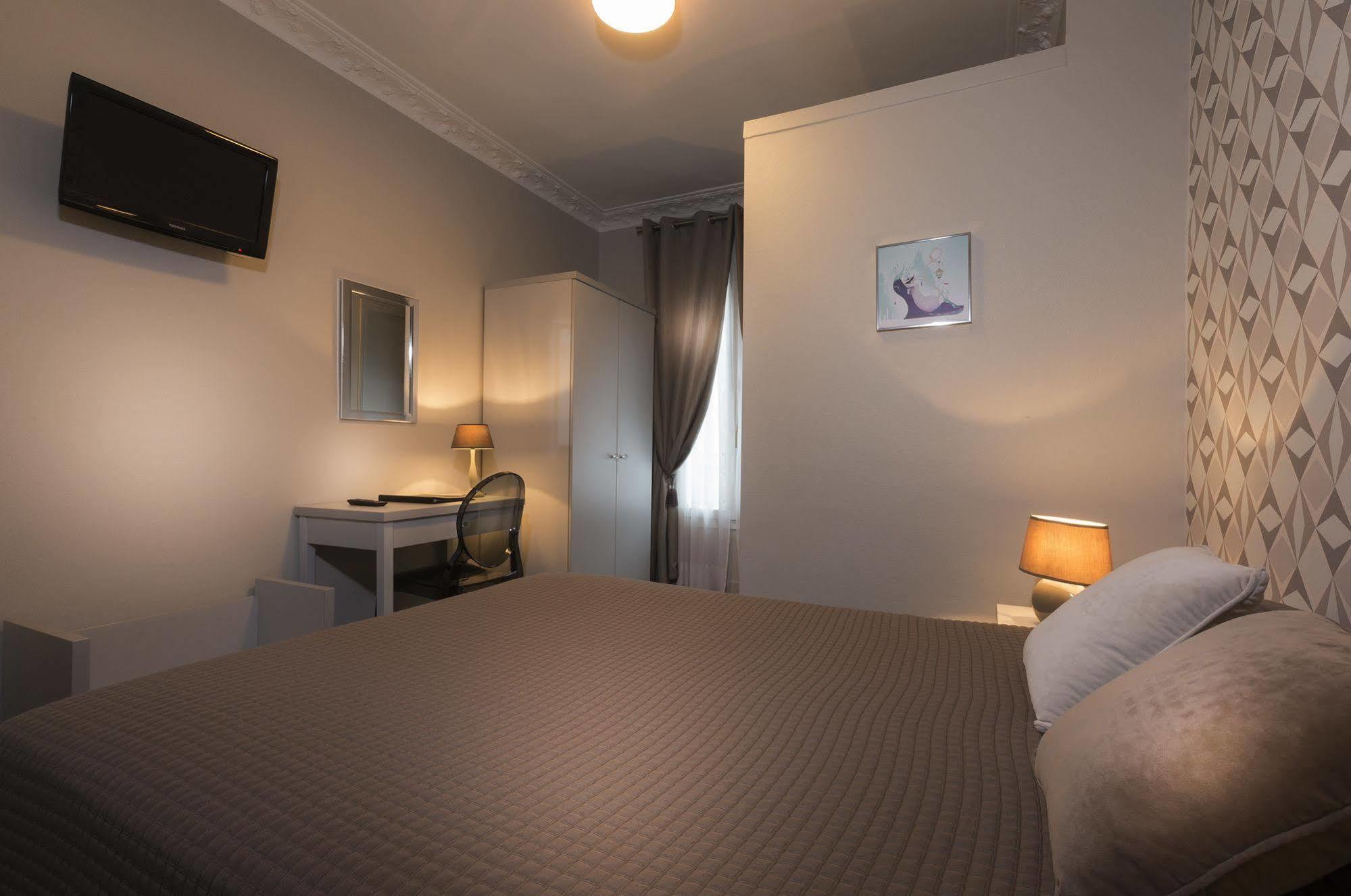 Hotel Donjon Vincennes Luaran gambar