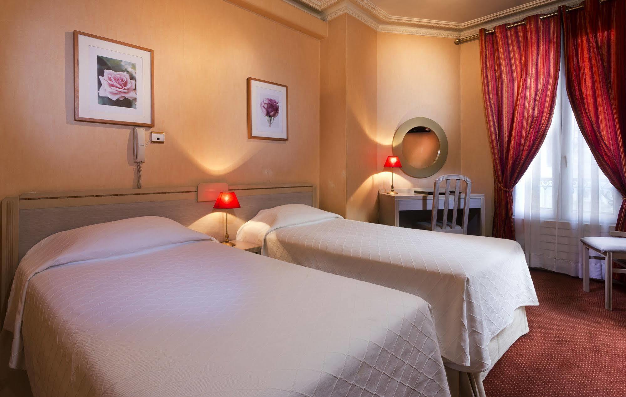 Hotel Donjon Vincennes Luaran gambar
