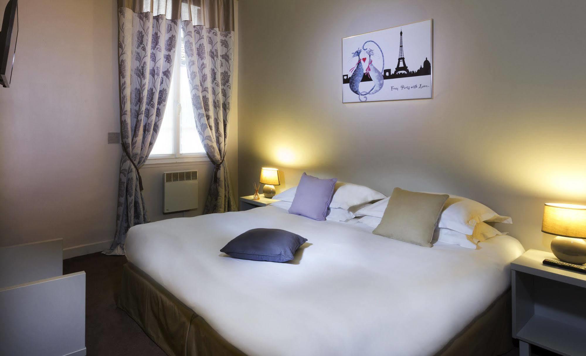 Hotel Donjon Vincennes Luaran gambar