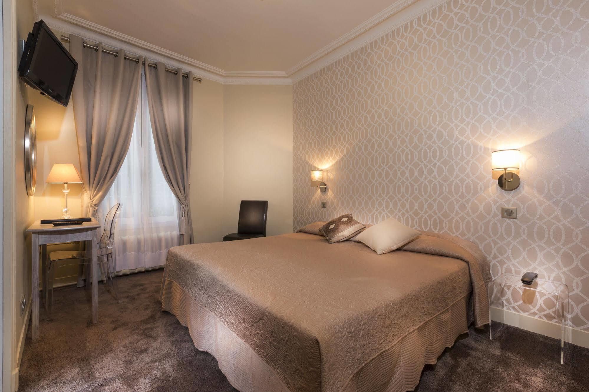 Hotel Donjon Vincennes Luaran gambar