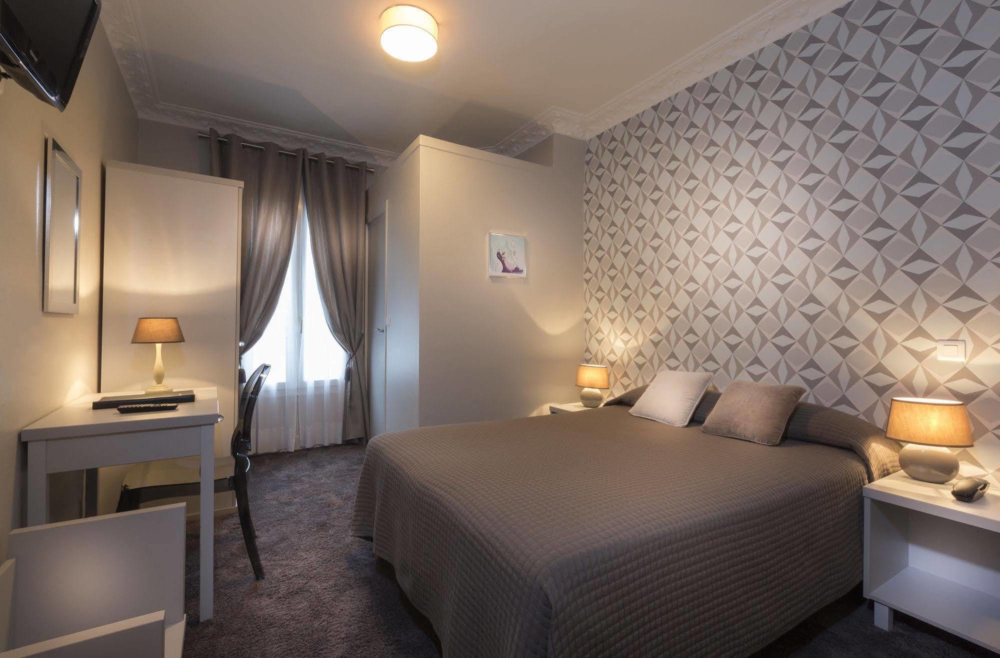 Hotel Donjon Vincennes Luaran gambar